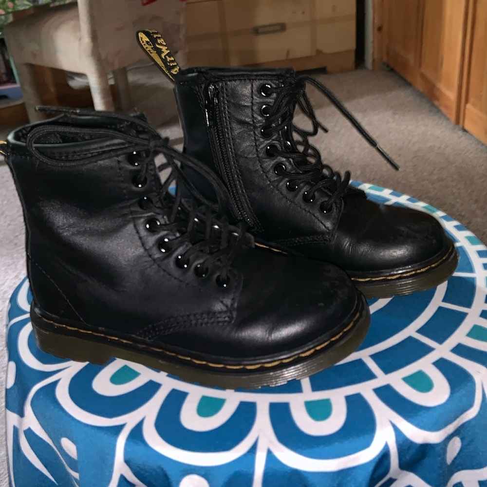 Child size Dr. Martens Delaney side zip lace up boots black leather AW004 US 11